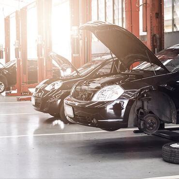 Auto Service center in Gonzales| Auto repair services including oil change shop, brake repairs, AC check and tire services in Gonzales, and nearby areas of Louisiana