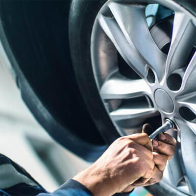 Tire Rotation with Oil Change in Gonzales| Complete Auto Service center in Gonzales