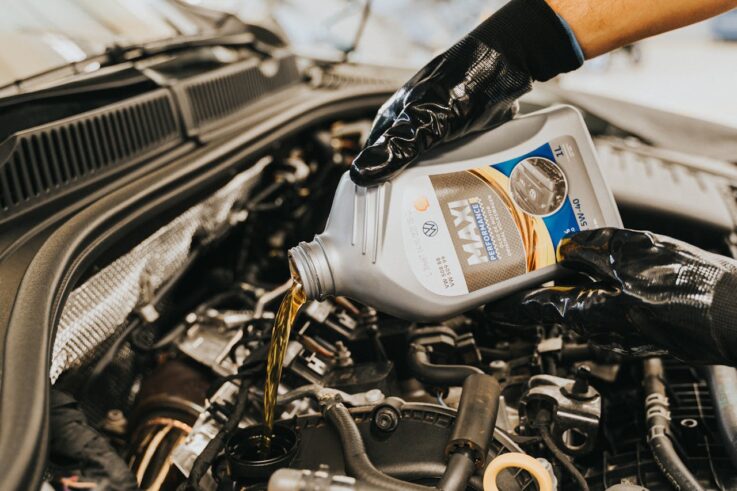 Complete Auto Service center in Gonzales| High-quality auto repair services including oil change shop, brake repairs and tire services at our locations in Lafayette, Gonzales, and nearby areas.